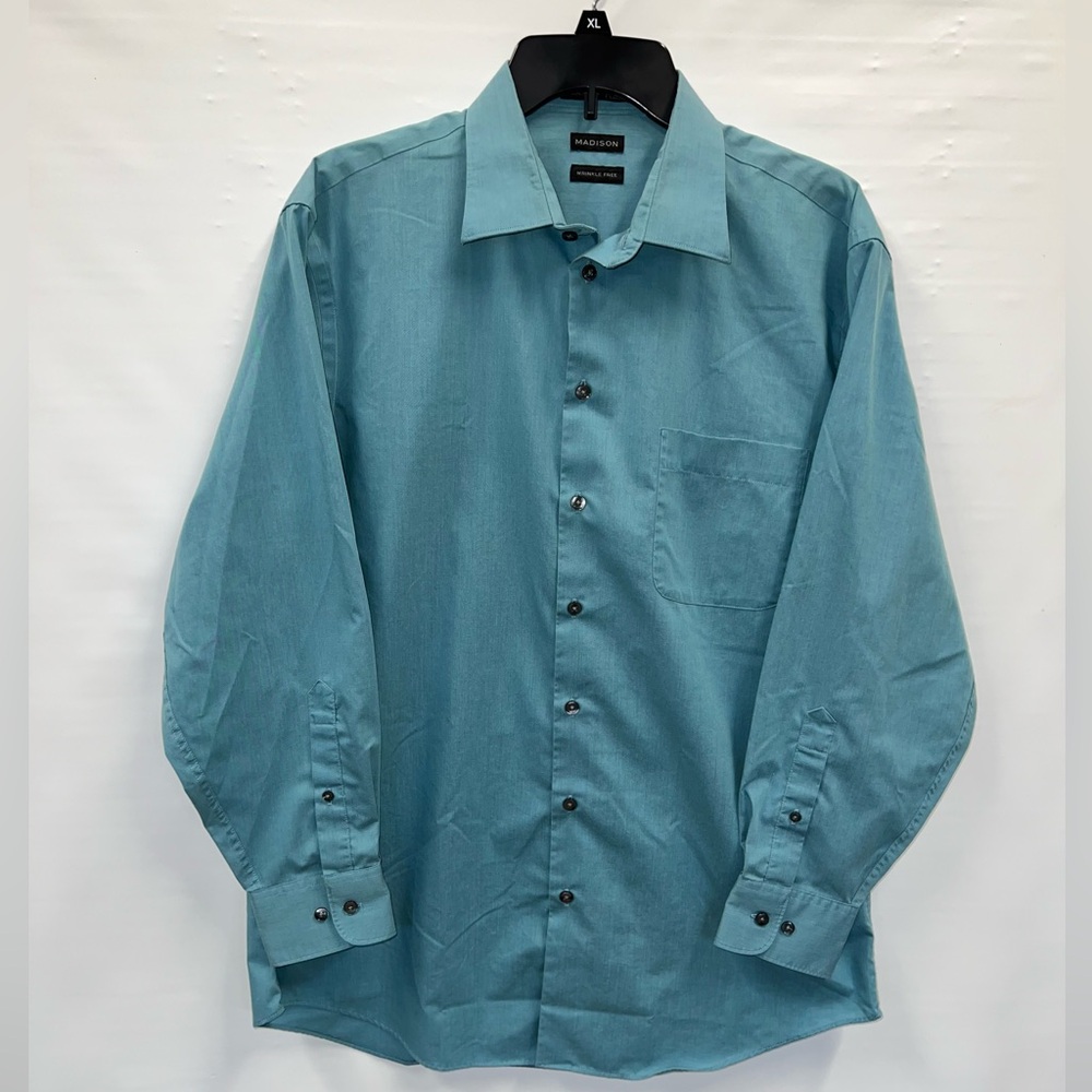 Madison Shirt Mens Large Blue Long Sleeve 100% Cotton Wrinkle Free Pocket